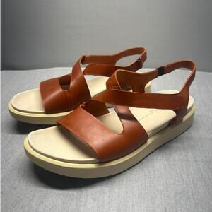 ECCO Women's Flowt Cross Strap Sandal, Cognac Size 40